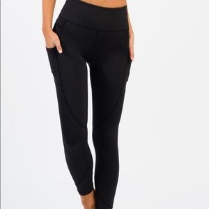 Zyia Black pocket Light N Tight 7/8